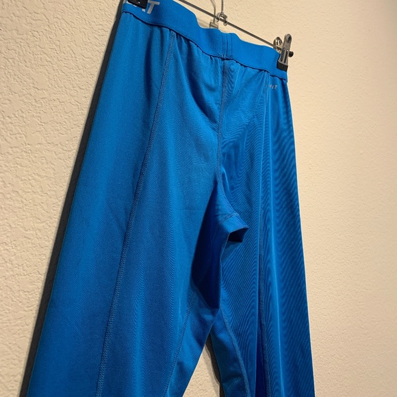 Nike Pro Combat Compression Core Capri Leggings - Picture 7 of 9